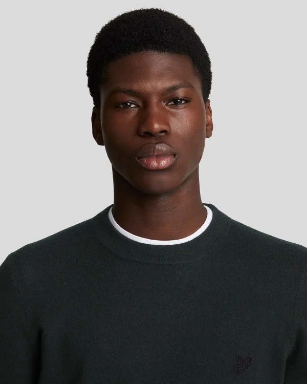 Lyle & Scott Reframed<Tonal Eagle Pullover mit Rundhalsausschnitt aus Lambswool JetBlack