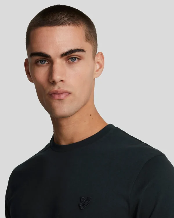 Lyle & Scott Reframed | T-shirts<Tonal Eagle T-Shirt Pechschwarz