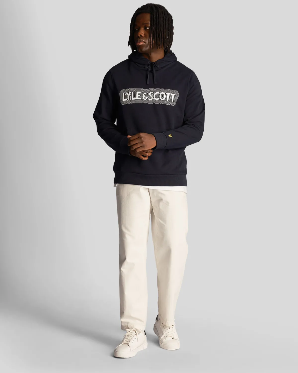 vibrations_print_hoodie_1.webp Lyle & Scott Kapuzenpullover<Vibrations Print Hoodie DunkleMarine