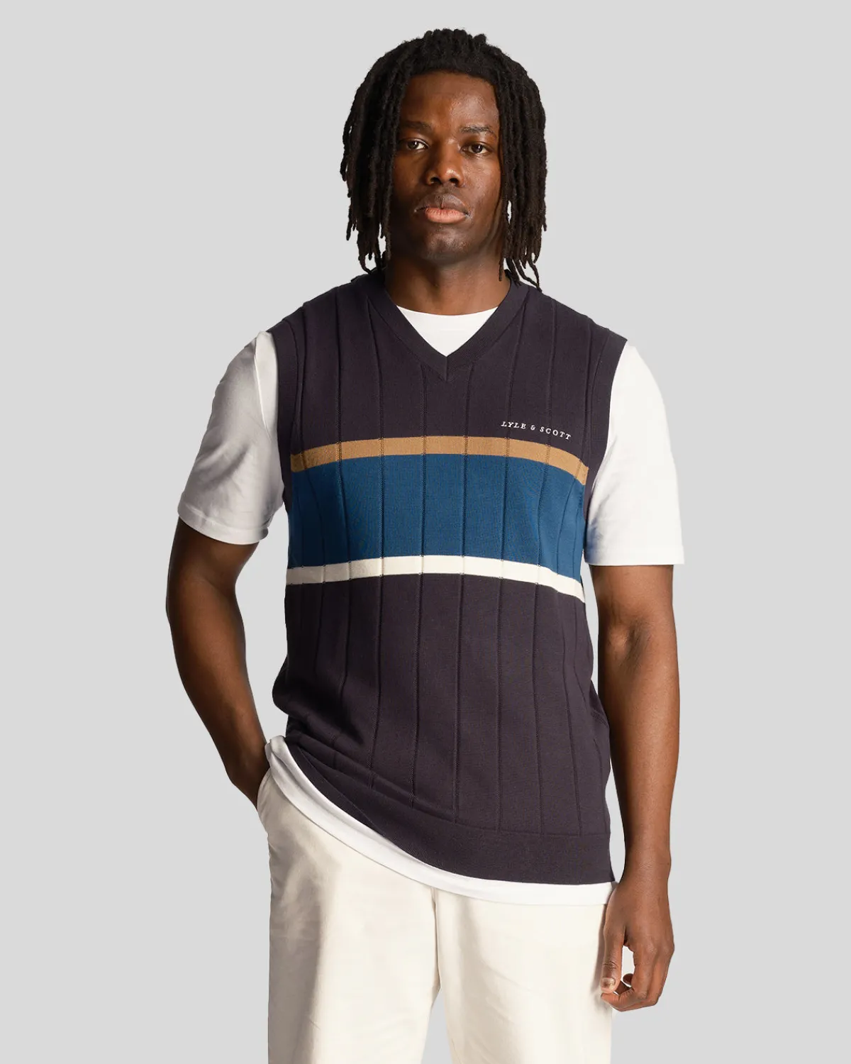 volley_streifen_strickweste_0.webp Lyle & Scott Drehbuchsticke<Volley Streifen Strickweste DunkleMarine