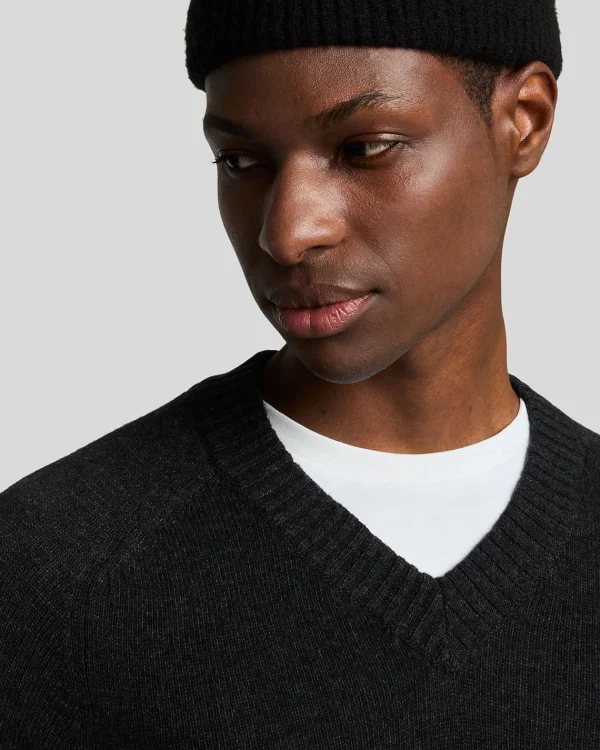 Lyle & Scott 150 Jahre Strickwaren | Pullover & Strickwaren<150 Year Knitwear - Pullover mit V-Ausschnitt BlackHeather
