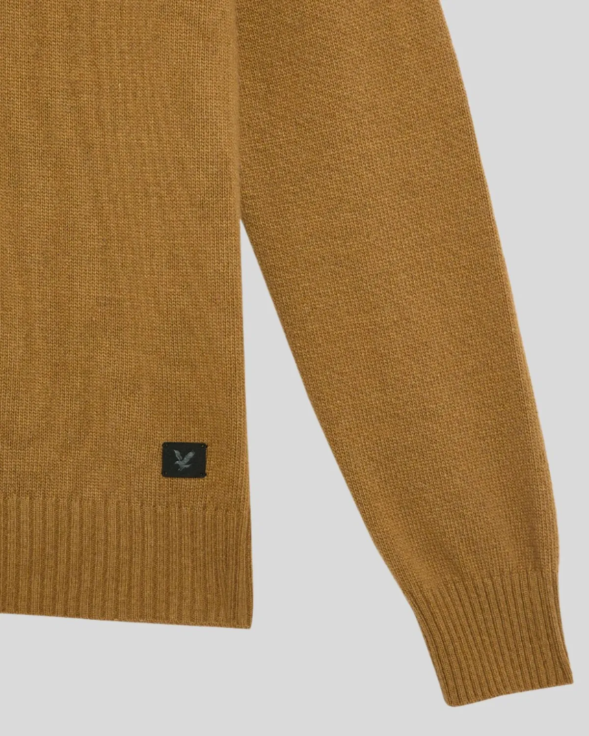 year_knitwear__pullover_mit_vausschnitt_4-2.webp Lyle & Scott 150 Jahre Strickwaren | Pullover & Strickwaren<150 Year Knitwear - Pullover mit V-Ausschnitt GoldenHeather